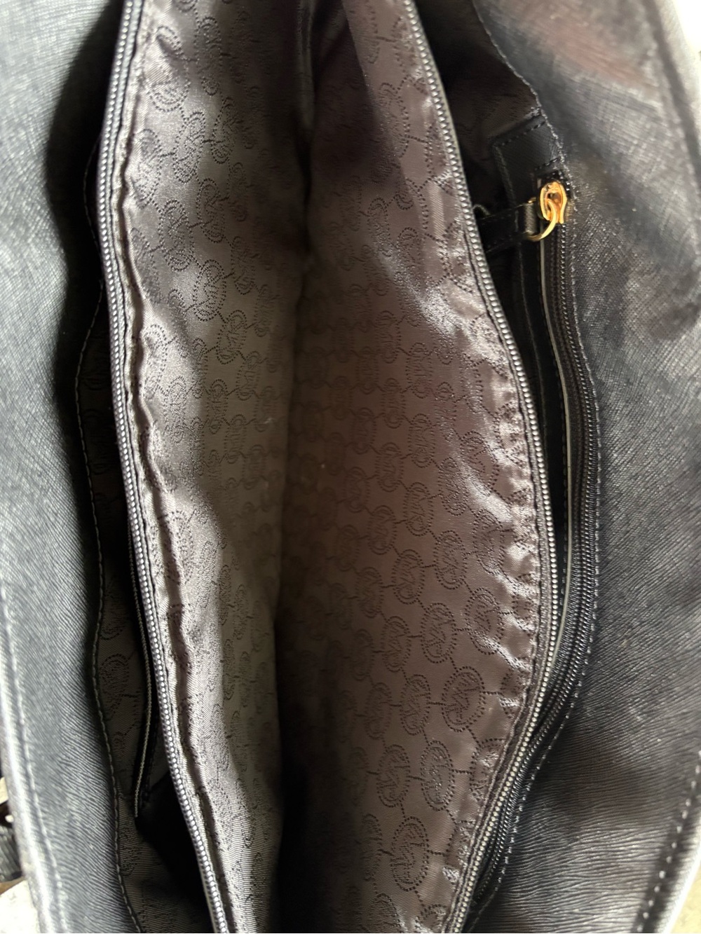 AUTHENTIC Michael Kors Black Saffiano Leather Large Tote - Picture 5 of 5